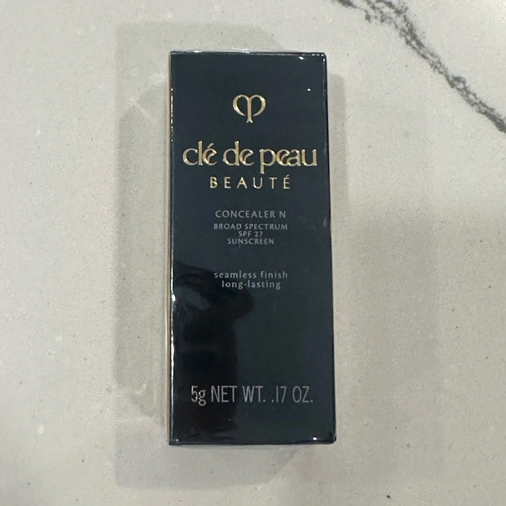 NIB CLE DE PEAU BEAUTE SPF 27 Concealer 12 NUTMEG $77 Full Size Sealed
